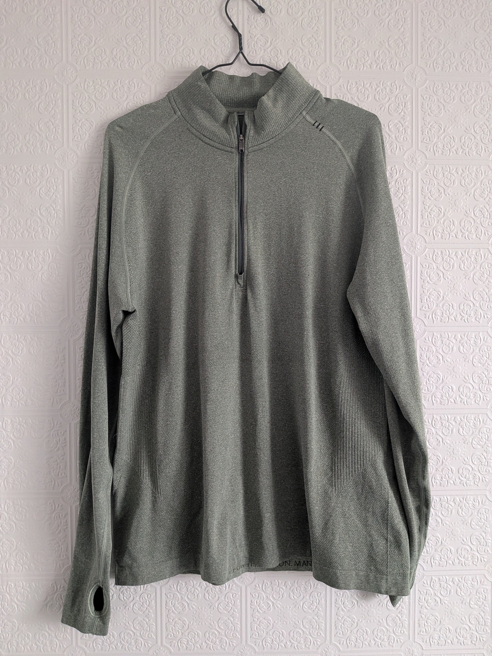 lululemon athletica Men's Half-Zip Jacket - GREEN